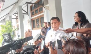 Copot Silooy, Walikota Tunggu Pengunduran Diri Saimima