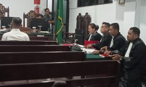 Samloy Minta Hakim Jadikan Petrus Fatlolon sebagai Tersangka di Sidang SPPD Fiktif