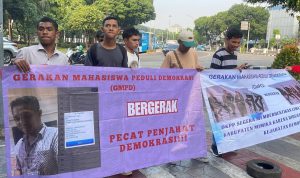 Geruduk Gedung DKPP, Mahasiswa Minta 5 Komisoner KPU Mimika Dipecat