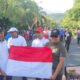 Jalan Santai dan Bagi Bendera Merah Putih