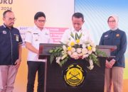 Bahlil Resmikan 9 Penyalur BBM Satu Harga di Maluku