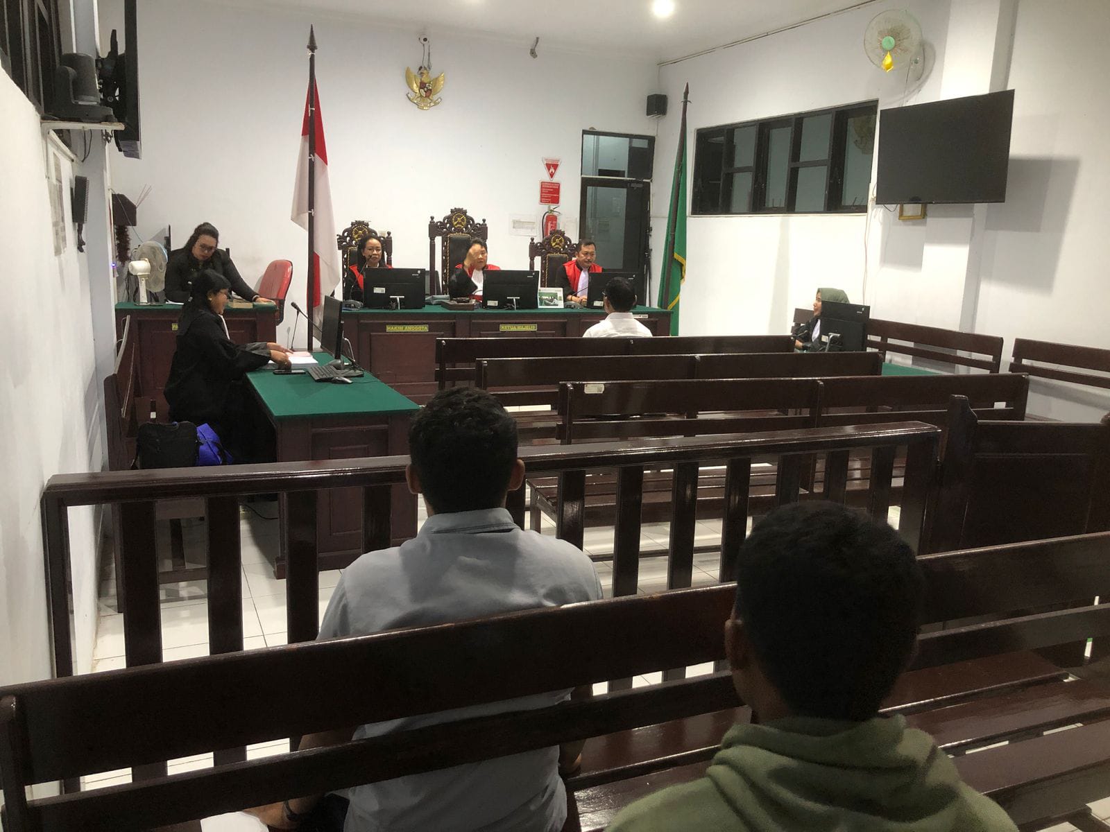 Sidang mantan Sekda SBT