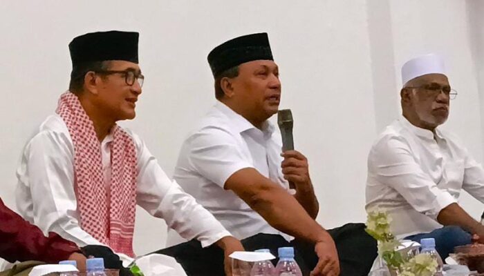 Wagub Vanath Hadiri Buka Puasa dengan Warga Batu Merah; Gandeng Gandong & Pela