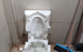 Toilet Balai Kota