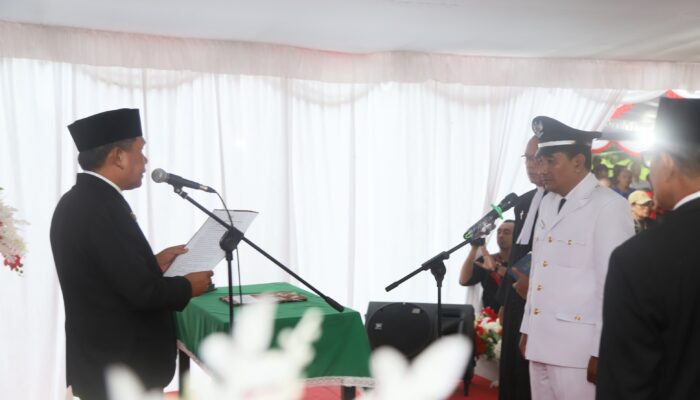 Walikota Lantik Fellix Audhy Tisera sebagai Raja Urimesing