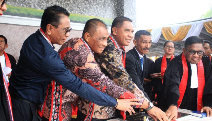 Gubernur Maluku Resmikan Gedung Gereja Imanuel di Dusun Ralmida
