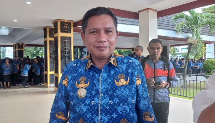 Rombak Birokrasi, Wattimena: Kalau sudah Siap, Kita Bikin Seleksi