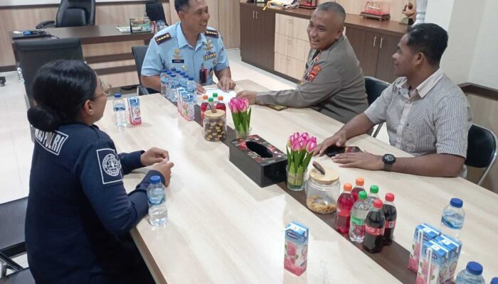 Komandan Lanud Pattimura Sambangi Polresta Ambon
