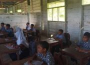 Bangunan Sekolah MTs Jembatan Basah SBT Nyaris Ambruk