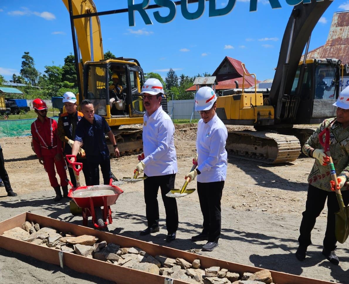 Peletakan Batu Pertama RSUD Namlea
