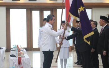 Penyerahan Pataka IKAL Lemhanas