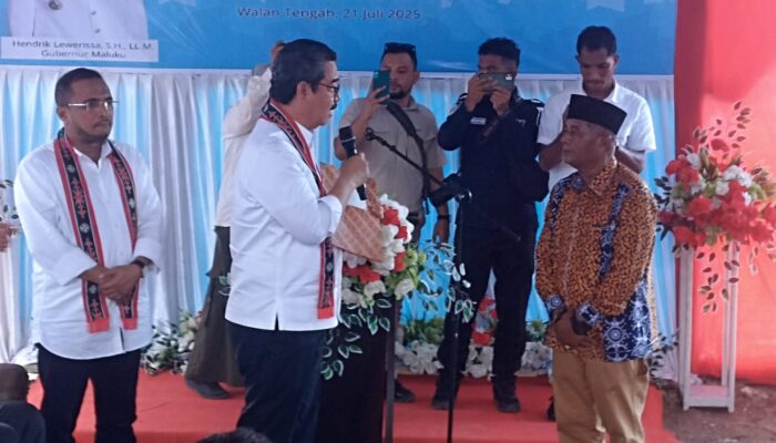 Gubernur Maluku Letakkan Pondasi SPPG di SBT, Ini Pesan Lewerissa