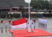 Hujan Lebat Upacara HUT RI Ke-80 di Maluku Berlangsung Hikmat
