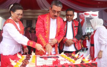 Pemotongan Tumpeng
