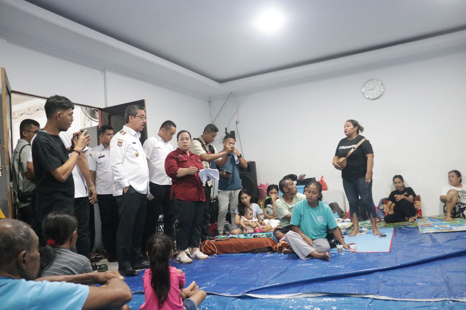 Tinjau Lokasi Pengungsian