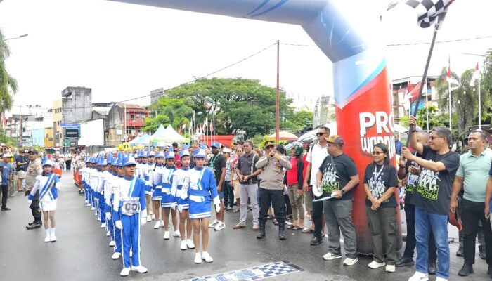 Lepas Gerak Jalan Indah, Wattimena Ingatkan Satu Barisan Majukan Daerah