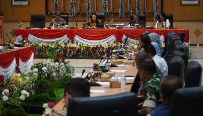 DPRD Kota Ambon Gelar Uji Publik Ranperda Smart City