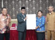 Bupati Malteng Serahkan 4 Unit Starlink, Jangkau Wilayah 3T