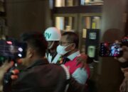 Game Over! Petrus Fatlolon Akhirnya Dikerangkeng; Bersama Yoke Lolonluan dan Karel Lusnarsera