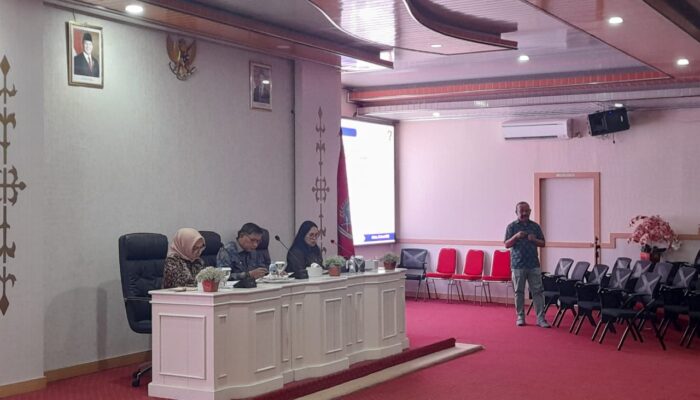 Walikota Ambon Dorong Pengendalian Inflasi Lewat Kerjasama dan Intervensi Pasar