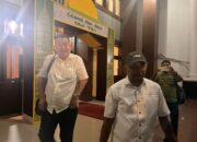 10 Jam Dikocok Jaksa, Koh Agus Bungkam Soal Skandal UP3