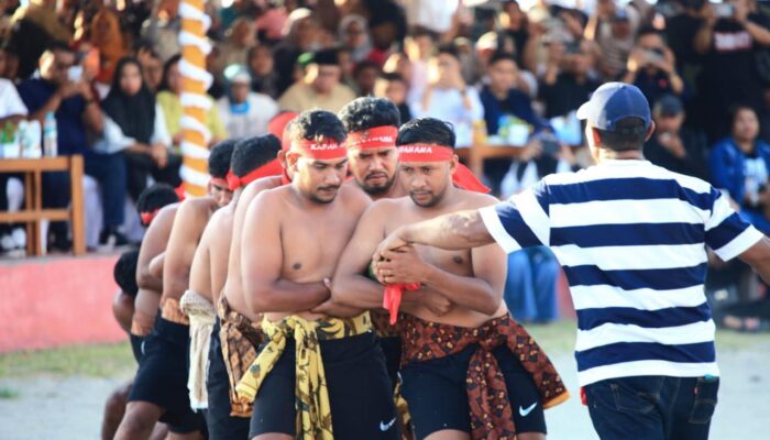 Kepolisian Sukses Amankan Tradisi Pukul Sapu di Negeri Mamala–Morela