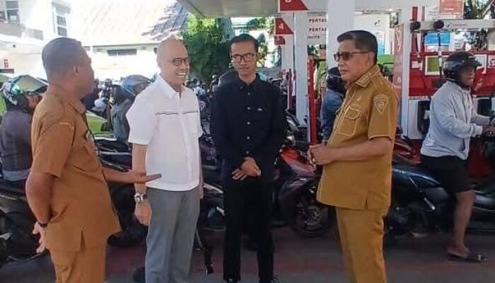 Walikota Ambon Pastikan Stok BBM Aman, Imbau Warga Tidak Panik