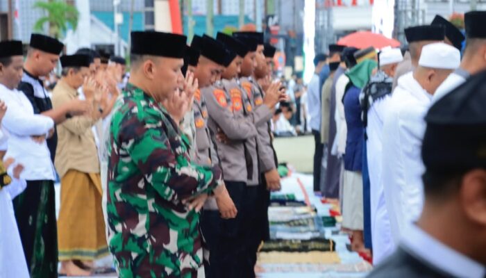 Polresta Ambon Amankan Shalat Idul Fitri di Lapangan Merdeka