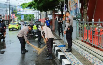 Polresta Ambon Gelar Bakti Sosial di Sejumlah Rumah Ibadah, Libatkan Ratusan Personel