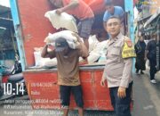 Pengamanan Penyaluran Bantuan Pangan di Waihaong Berjalan Lancar