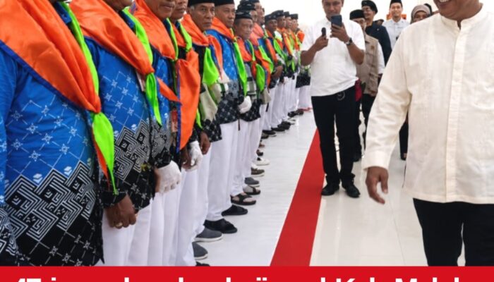 Bupati Maluku Tengah Lepas 47 JCH Kloter 26, Titip Doa untuk Kemajuan Daerah 