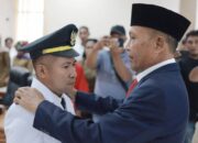 Sekda Maluku Tengah Lantik Dua Raja dan Sembilan Penjabat Negeri
