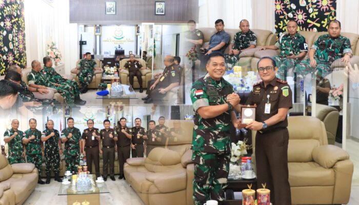 Kajati Maluku Terima Kunjungan Pangdam XV/Pattimura, Bahas Pengamanan dan Penegakan Hukum Blok Masela