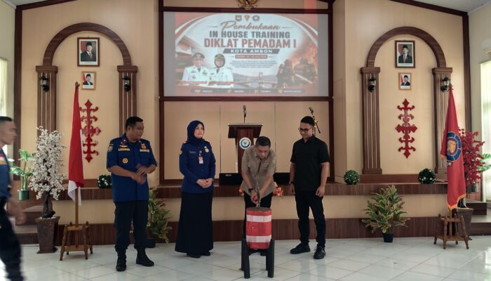 Pemkot Ambon Tetap Prioritaskan Pelatihan Personel Pemadam Kebakaran