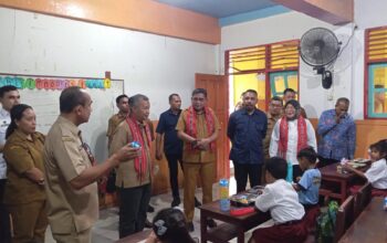 Walikota Ambon Bersama Ombudsman Pantau Langsung Penyaluran MBG, Pastikan Tepat Sasaran dan Berkualitas