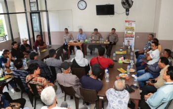 Bacarita dengan Pelaku Ekspedisi