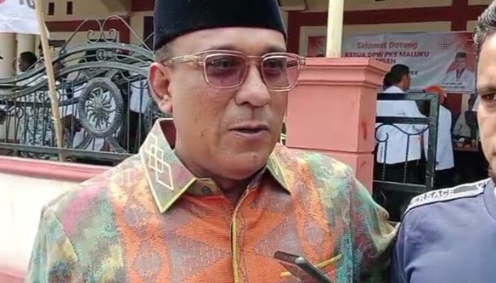 Penghasilan PPPK Paruh Waktu Genap Rp.2,5 Juta, Ini Harapan Bupati Maluku tengah