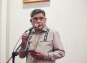 Walikota Ambon Terima Penghargaan Bidang Pendidikan pada Peringatan HUT KompasTV Ke-15 