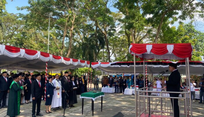 290 Pejabat Administrator dan Pengawas Kota Ambon Dilantik; Walikota Tekankan Merit Sistem