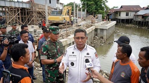 Keterangan Walikota Ambon