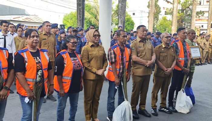 Pemkot Ambon Luncurkan Pembayaran Retribusi Sampah Non-Tunai, Serahkan Sertifikat Aset Fasum & Jalan