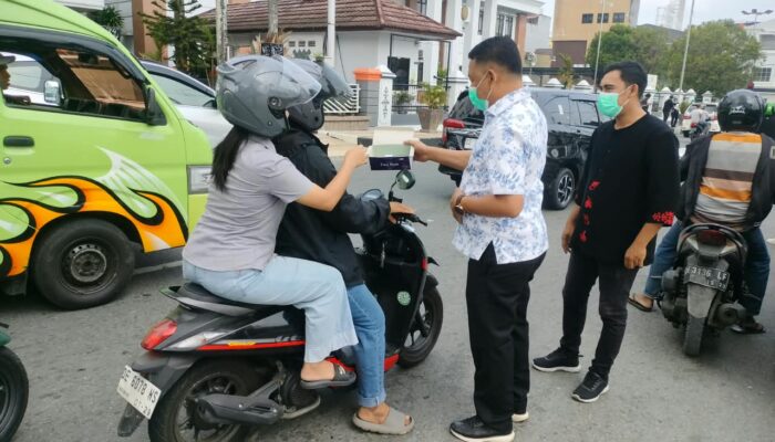 Lindungi Warga dari Dampak Kebakaran, Pemkot Ambon Sebar 5.000 Masker