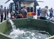Hadapi Kemarau Panjang Brimob Sulap Air Laut Jadi Air Layak Minum