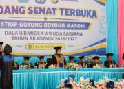 Bupati Maluku Tengah Bicara Masa Depan Daerah, Sarjana Diminta Jadi Bagian Solusi