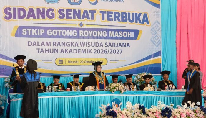 Bupati Maluku Tengah Bicara Masa Depan Daerah, Sarjana Diminta Jadi Bagian Solusi